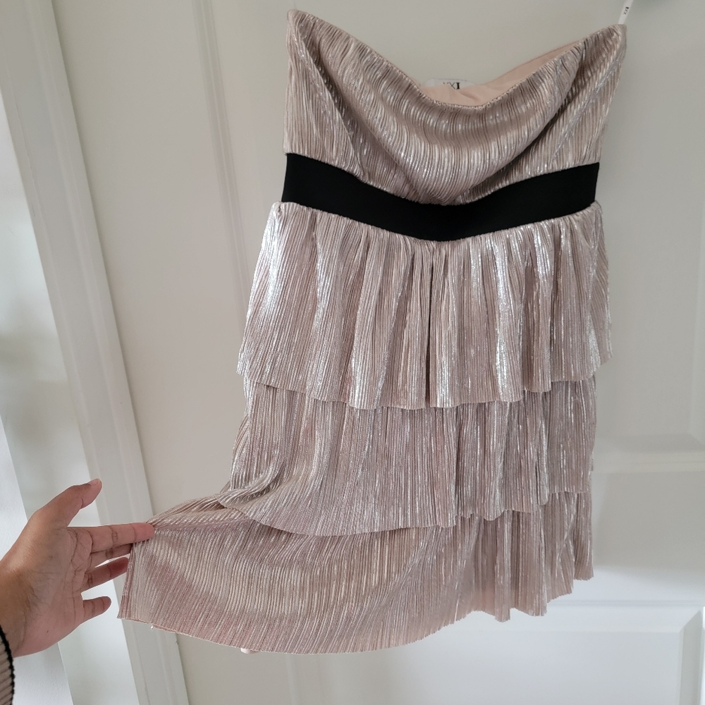 Final Price‼️ Elegant Silver Tiered Strapless Dress